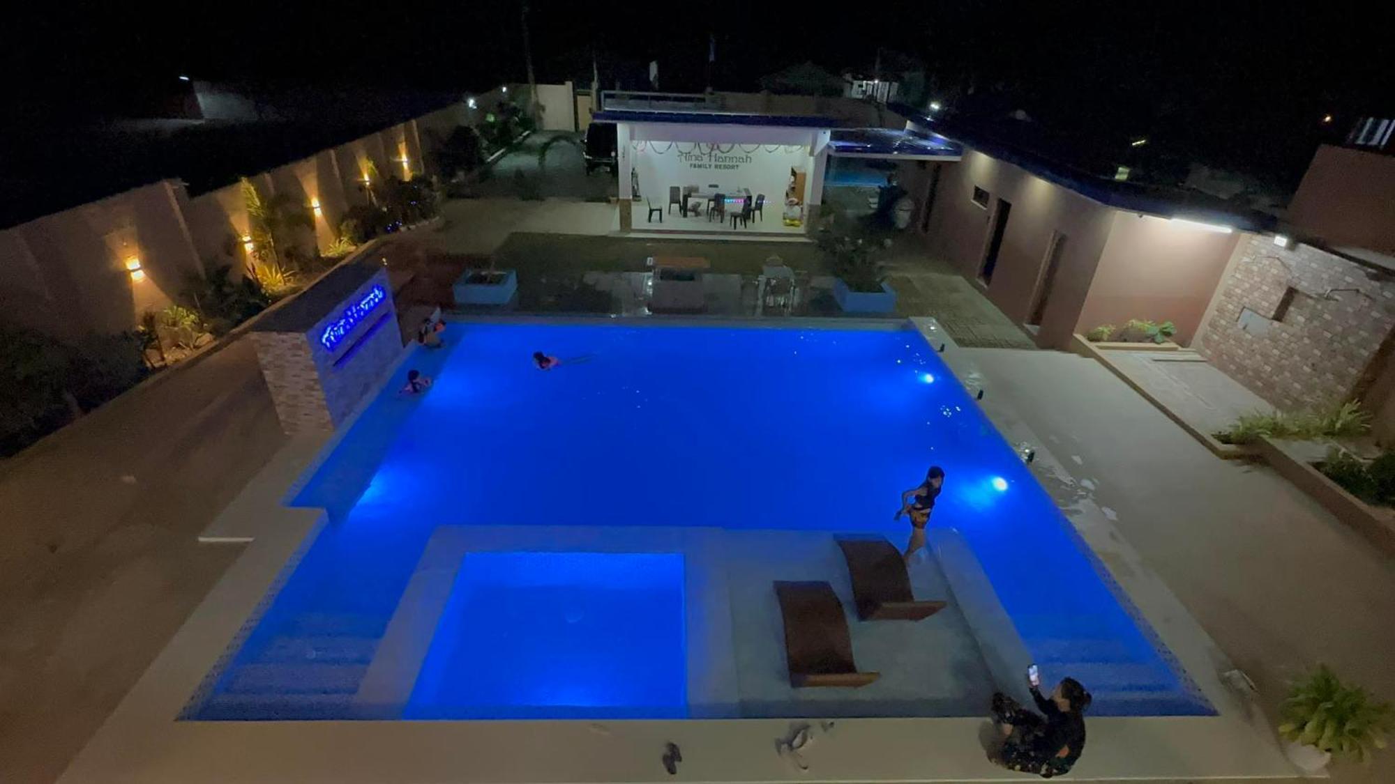 Aina Hannah Family Resort'S Greek Unit Calatagan Εξωτερικό φωτογραφία